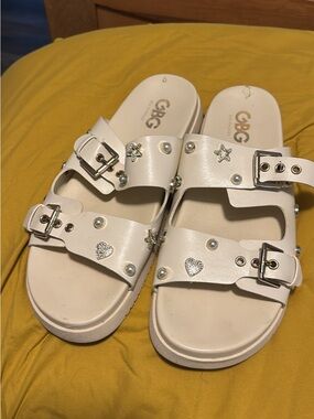 GBG Los Angeles White Studded Buckle Slide Sandals